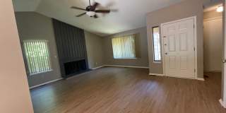 4425 Hollyhock Street Gallery 4