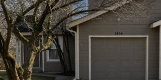 Great 2 Bed 2 Bath 1 Car Garage Split Level Duplex Gallery 1