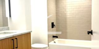 Stunning 2 Bed 2 Bath Gallery 8