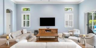 4675 Manderly Drive Gallery 10