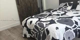 921 Meridian Ave Gallery 17