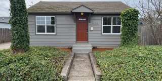 Updated 2 bedroom 1 bath house in Eugene! Gallery 1