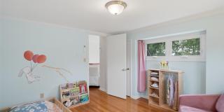 7 Lookout Avenue Gallery 28