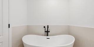 6302 E Cochise Road Gallery 21