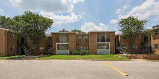 Deerwood Apartments Gallery 16