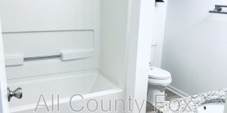 503 S Lakeside Court Gallery 15