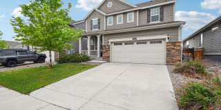Charming 4BR House in Parker with 900 sq feet Finished Basement Gallery 10
