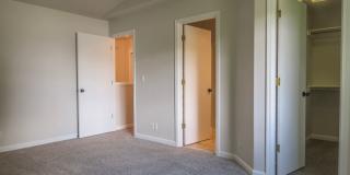 Updated Interior ! Spacious 2 Bedroom 2.5 Bath Town home close to Intel and Nike Gallery 16