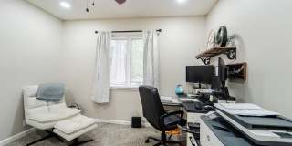 Charming 4 bedroom, 3 bathroom with lots of outdoor living space. Gallery 17