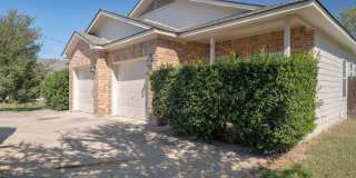 Now Leasing – 3 Bedroom, 2 Bath Duplex in the Heart of Leander! Gallery 1