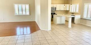 3-6 Month Rental, Amazing Water Front Property With Private Pool! Gallery 6