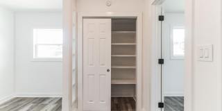 124 E Castlebriar Drive Gallery 18