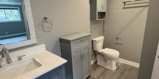 3212 Hollyhock Hill Gallery 26