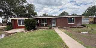 4BR/2BA Home – Spacious Home Gallery 1