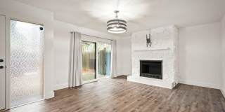 10462 BIG TREE Circle E Gallery 3