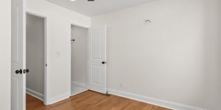 404 N ROBINSON ST Gallery 24