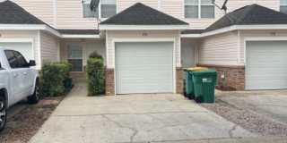 976 Scenic Oak Lane Gallery 1