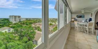 1125 W PEPPERTREE Drive Gallery 14