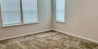 Spacious 5-Bedroom Home with Fenced Backyard – Built in 2022! Gallery 20