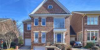 1124 Dilworth Crescent Row Gallery 1