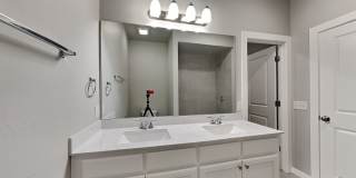4 Bedroom 2 Bathroom 2 Car Garage Home in Oakdale School District Gallery 16