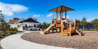 8258 CORTESE DRIVE Gallery 27