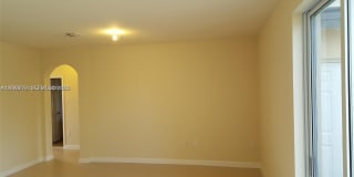 142 SE 28th Ter Gallery 3