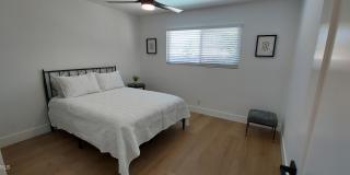 4071 Peoria Avenue Gallery 16