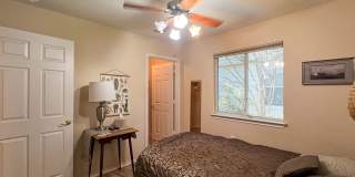 Fully Furnished South Austin Home - Riverside Meadows Gallery 14