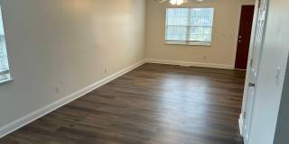 Now available:  Three bedroom, 1.5 bath home in Maryville City Gallery 5