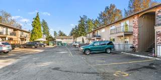 Emerald Grove Apartments Gallery 1