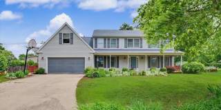 6 Bedroom home with Fenced Yard - Available 07/01/2026 Gallery 1