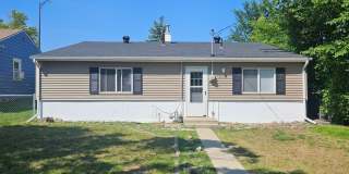 4 BED | 1 BATH | SINGLE-LEVEL LIVING| SOUTH Gallery 1