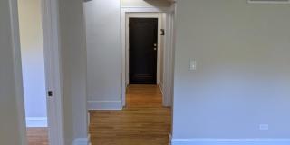 716 Reba Place Gallery 3