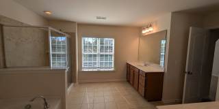 Stunning 7 Bedroom House with a Loft and Updated Kitchen in Harrisburg Gallery 15