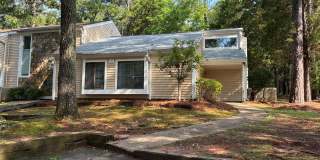 Yacht Cove at Beautiful Lake Murray Gallery 1