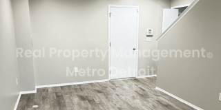 CONVENIENT CONDO LIVING Gallery 14