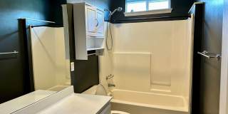 Spacious 3-Bedroom 2-Bathroom Brick Home Gallery 15