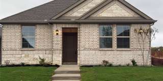 2512 Pikes Peak Way Gallery 1
