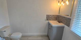 CHARMING 2 BEDROOM 1 BATH APARTMENT HOME - $500 OFF FIRST MONTH RENT! Gallery 18