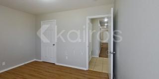 2010 Creekridge Drive Gallery 15