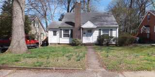 Two bedroom in great location Gallery 1