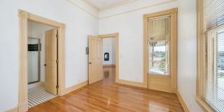 1314 Palm Gallery 24