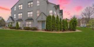 63 Dover Court Gallery 1