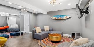 1510 Maple Lane Gallery 23