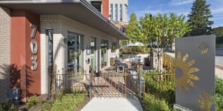 Flats at 703 Gallery 15