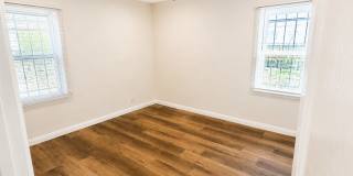 Updated 3-Bedroom Home with Bonus Room, New Appliances & New Central Air Gallery 8