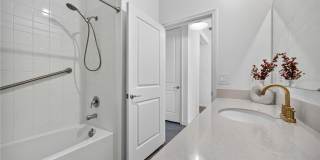 281 PIAVE Street Gallery 21