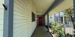 Charming very clean 3BR House in quiet Hanford Neighborhood Gallery 16