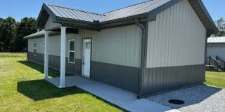 For lease: 2 Bed, 2 Bath Home Rural Neosho- $1095.90/Mo| Pet Friendly Gallery 1